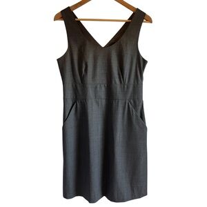 Theory wool sleeveless sheath dress in grey lightweight Sz 8 excellent condition